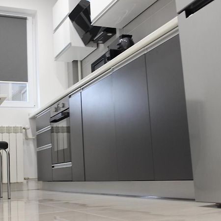 Luxury City Center Apartment - Romana Bucureşti Eksteriør bilde