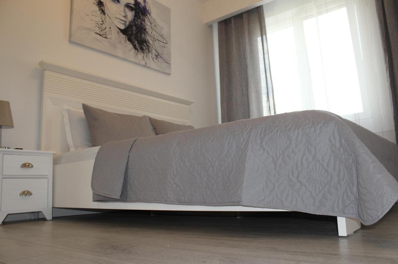 Luxury City Center Apartment - Romana Bucureşti Eksteriør bilde