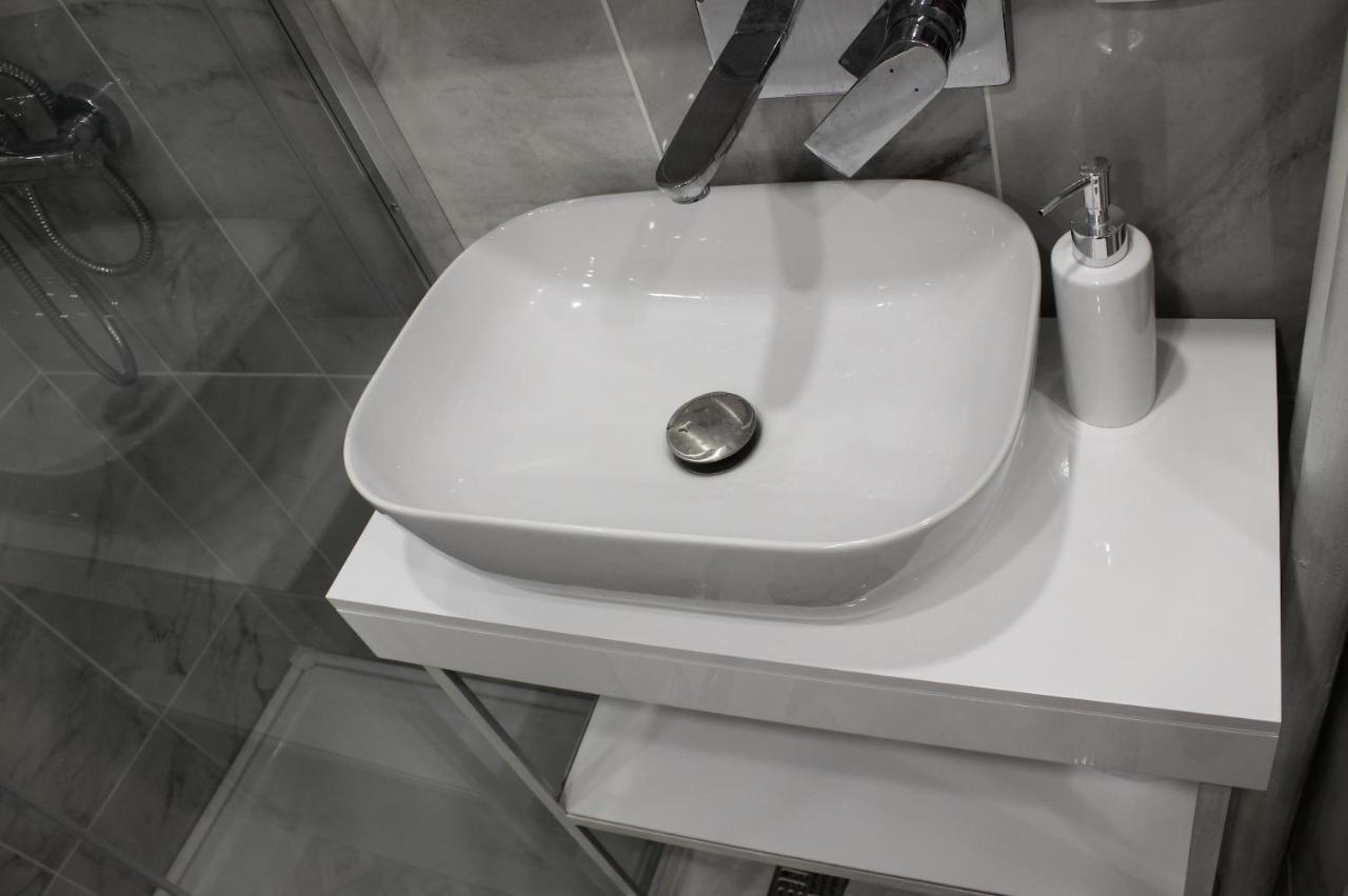 Luxury City Center Apartment - Romana Bucureşti Eksteriør bilde