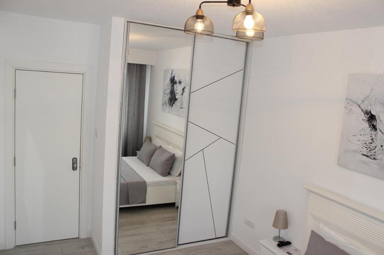 Luxury City Center Apartment - Romana Bucureşti Eksteriør bilde